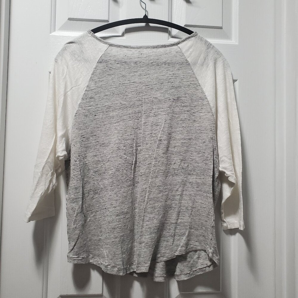 Gap Linen Three Quarter Raglan Sleeve T Shirt | Small - Picture 5 of 5